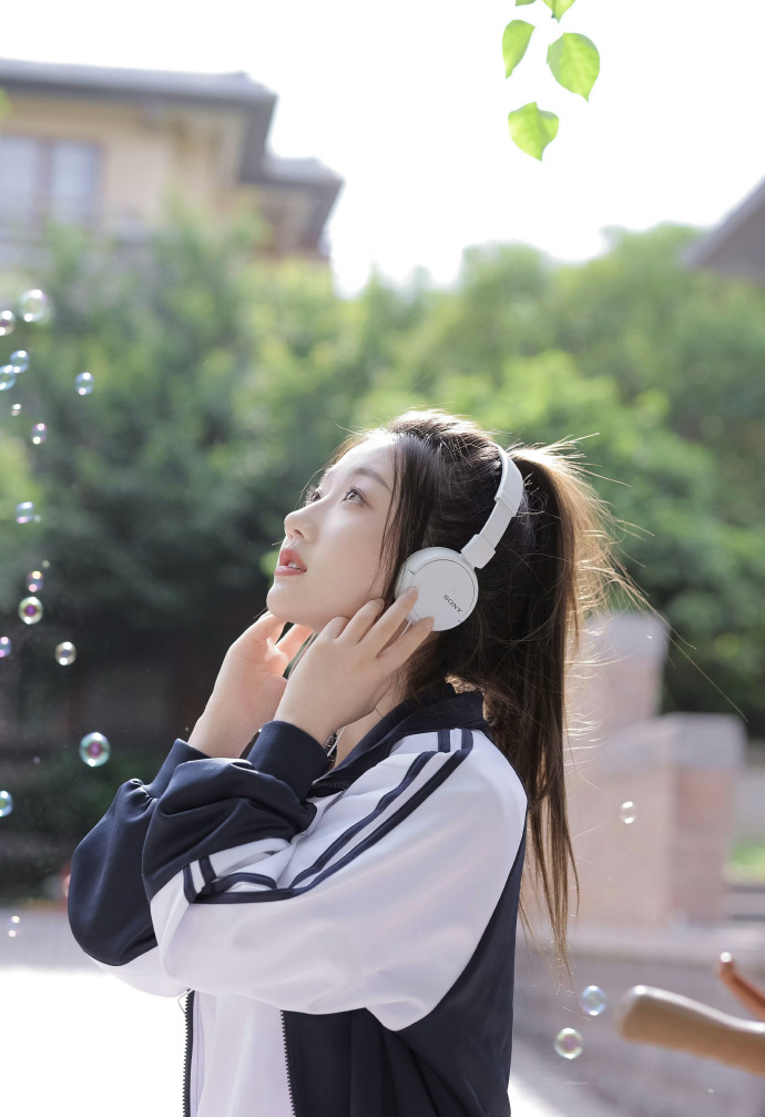星际穿越 封面